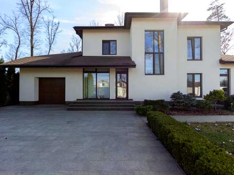 будинок за адресою Києво-Мироцька вул.
