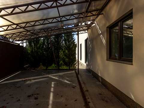 будинок за адресою Києво-Мироцька вул.