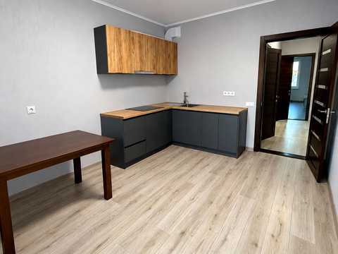 квартира по адресу Сім'ї Кульженків ул. (Петра Дегтяренка), 21