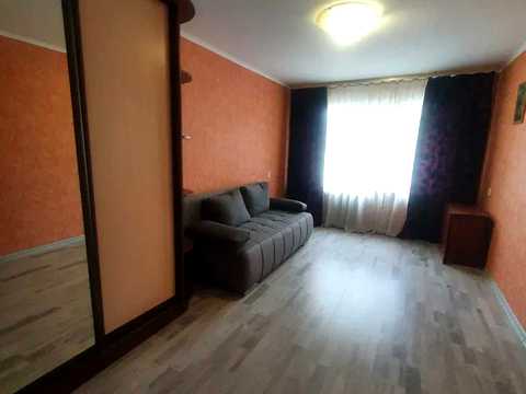 квартира за адресою Зодчих вул., 30