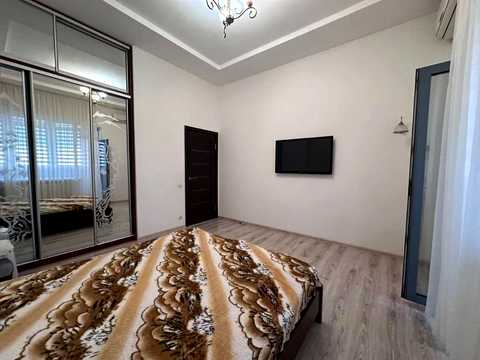 квартира по адресу Дмитрия Яворницкого просп. (Карла Маркса), 5