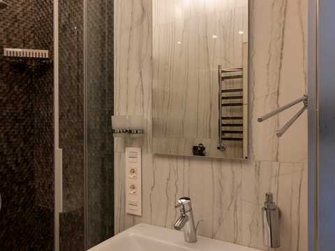 квартира за адресою Трускавецька вул., 6-В
