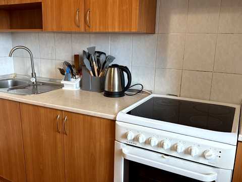 квартира за адресою Ревуцького вул., 17