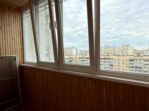 квартира за адресою Ревуцького вул., 17