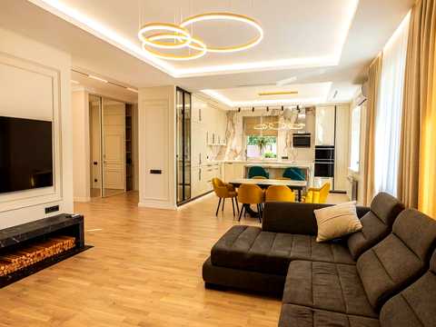 дом по адресу 50А Садова ул.