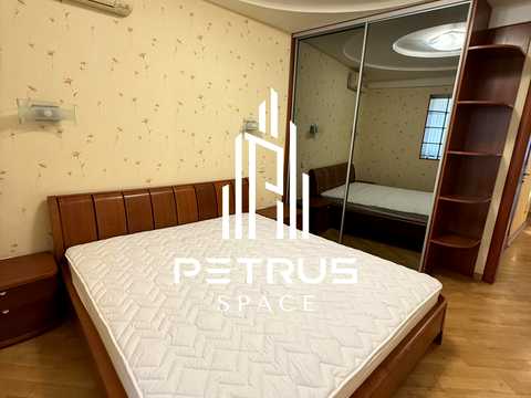 квартира по адресу Ревуцкого ул., 5