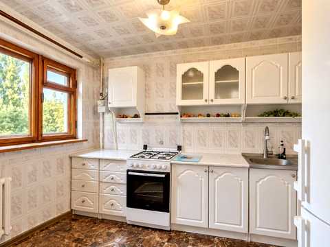 квартира за адресою Небесної Сотні просп. (Маршала Жукова), 41