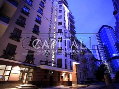 комерційна за адресою Пирогова вул., 2