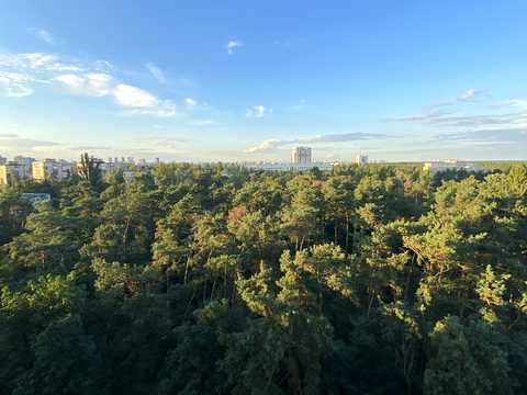 квартира за адресою Воскресенська вул., 18