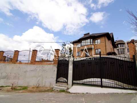 дом по адресу Альпійська, 7