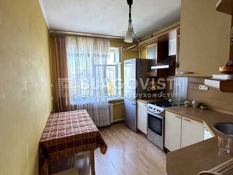 квартира за адресою Шовкуненка вул., 5
