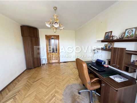 квартира за адресою Шовкуненка вул., 5