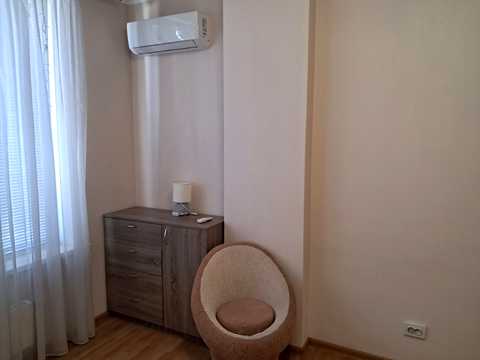 квартира за адресою Богатирська вул., 6-А