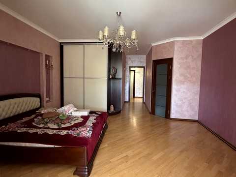 квартира за адресою Левітана вул., 62