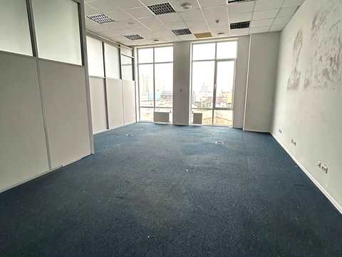 комерційна за адресою Якова Гніздовського вул. (Магнітогорська), 1