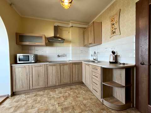 квартира за адресою Паркова вул., 46б
