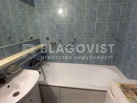 квартира за адресою В'ячеслава Чорновола вул., 8