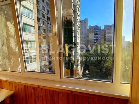 квартира за адресою В'ячеслава Чорновола вул., 8