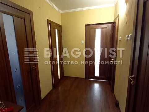 квартира за адресою В'ячеслава Чорновола вул., 8