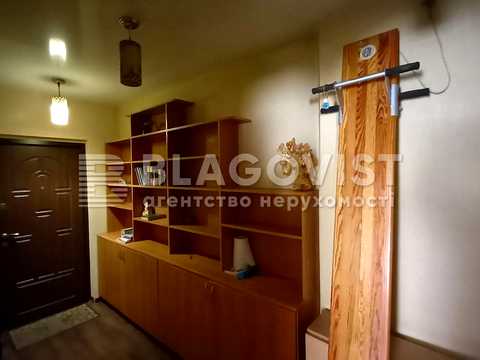 квартира за адресою В'ячеслава Чорновола вул., 8