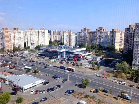 квартира по адресу Червоной Калины просп. (Владимира Маяковского), 69