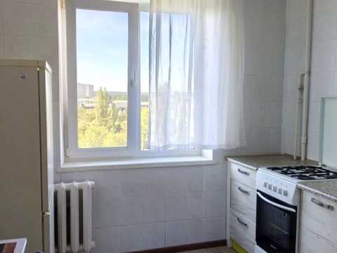 квартира за адресою Озерна вул., 4