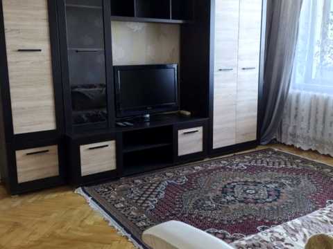 квартира за адресою Озерна вул., 4