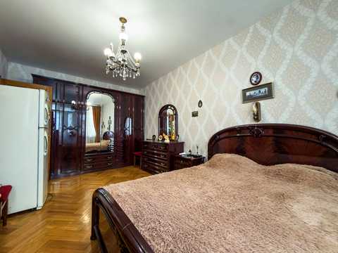 квартира за адресою Миколи Хвильового вул. (Маяковського), 11
