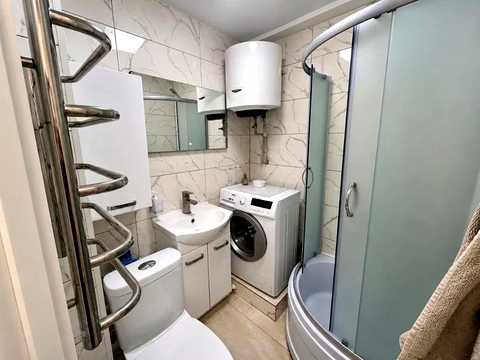 квартира за адресою Рибальська вул., 11