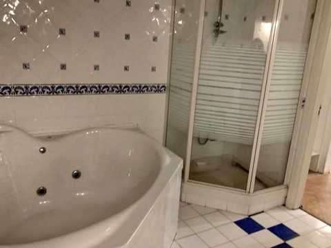 комерційна за адресою Київ, Велика Васильківська вул. (Червоноармійська), 47