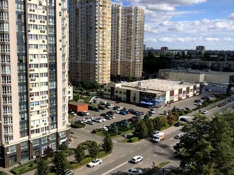 квартира за адресою В'ячеслава Чорновола вул., 9