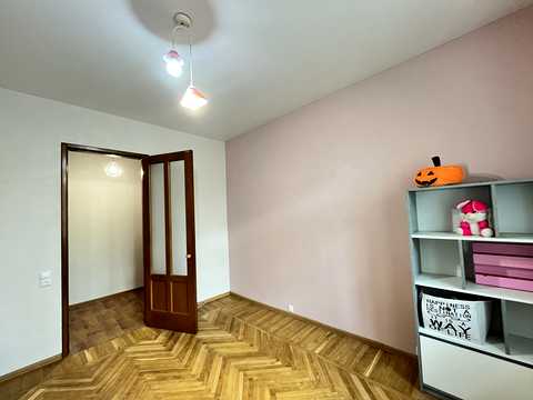 квартира по адресу Свободы ул., 12/16
