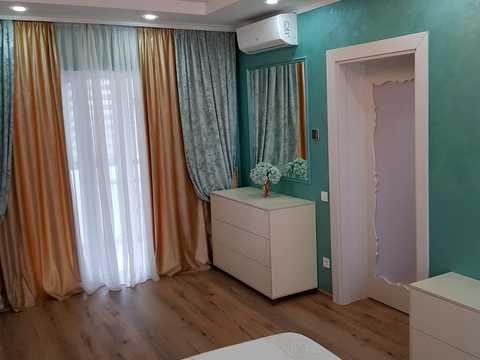 будинок за адресою Набережна, 1Б
