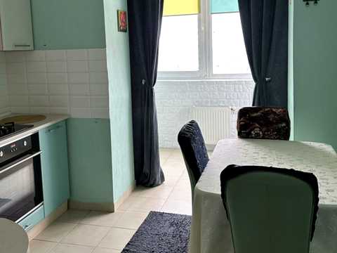 квартира за адресою Богдана Хмельницького вул., 11
