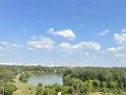 квартира за адресою Борткевича вул., 5