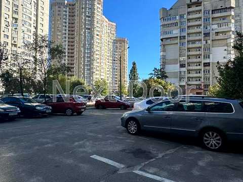 квартира по адресу Драгоманова ул., 23-А