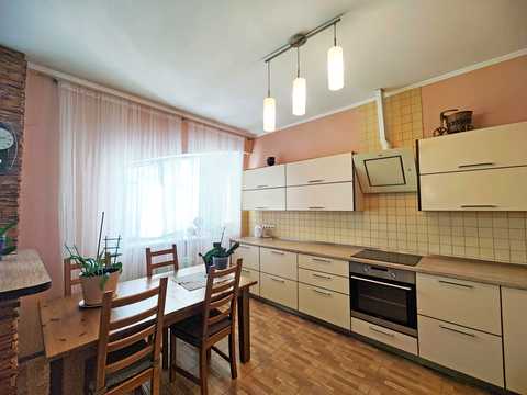 квартира за адресою Яблунева вул., 4