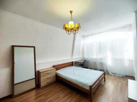 квартира за адресою Яблунева вул., 4