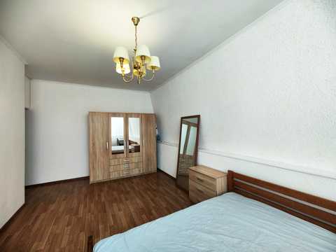 квартира за адресою Яблунева вул., 4