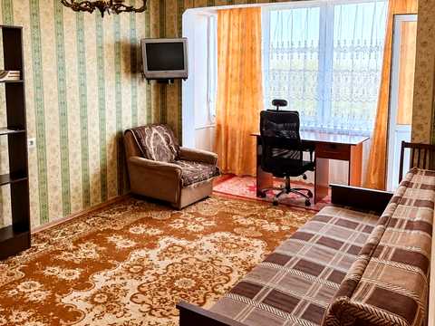 квартира за адресою Митрополита Андрея Шептицького вул. (Анатолія Луначарського), 24