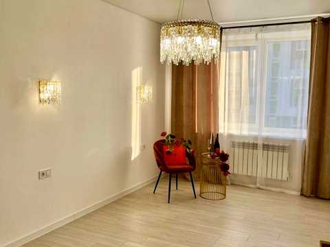 квартира за адресою Миколаївська вул., 10