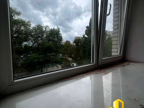 квартира за адресою Наукова вул., 49-А
