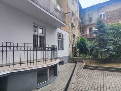 коммерческая по адресу Антоновича ул. (Сталинградской битвы), 37
