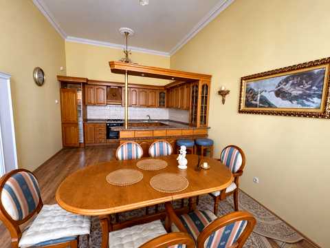 квартира по адресу Нижанковского ул., 3
