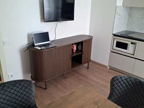 квартира за адресою Салютна вул., 2к17