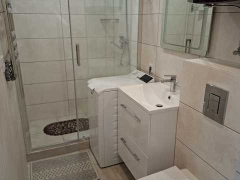 квартира за адресою Салютна вул., 2к17