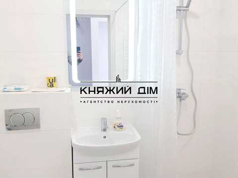 коммерческая по адресу Днепровская набережная ул., 20-Б