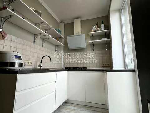 квартира за адресою Кооперативна вул., 2