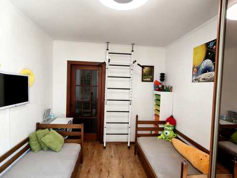 квартира за адресою Семафорна вул., 34