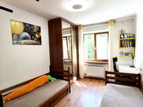 квартира за адресою Семафорна вул., 34